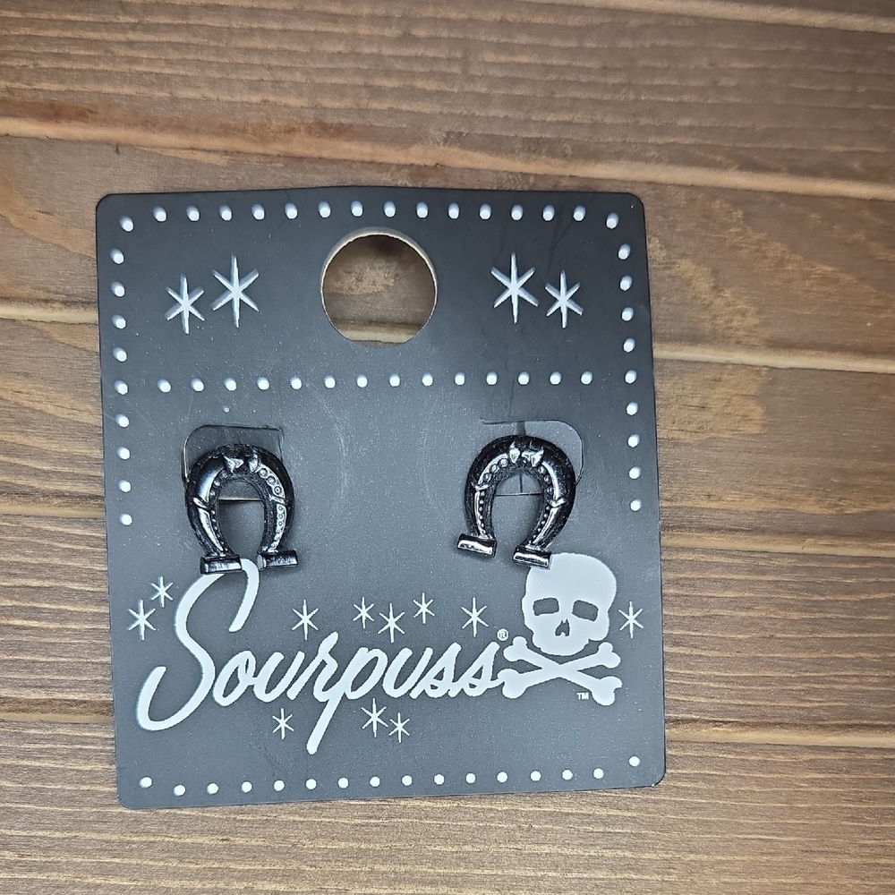 Sourpuss Black Horseshoe Earrings
